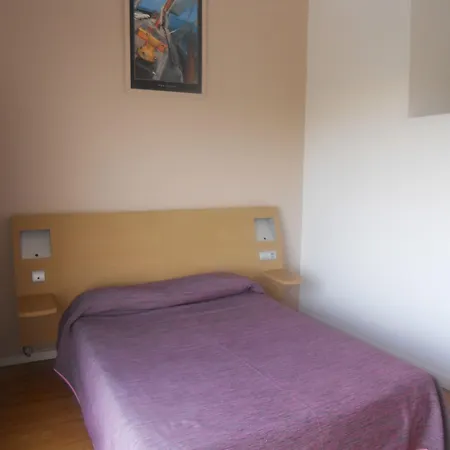 Brit Hermitage Готель Руаян