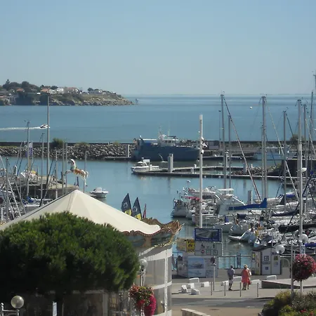 Brit Hermitage Szálloda