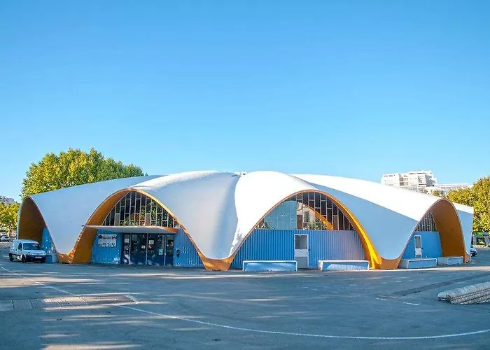 Brit Hermitage Готель