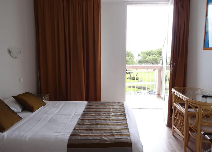 Brit Hermitage Руаян