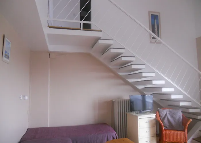 Brit Hermitage Готель